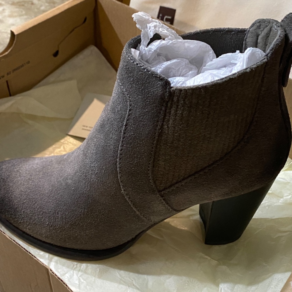 Ugg W Cobie Ii Size 6 - image 5